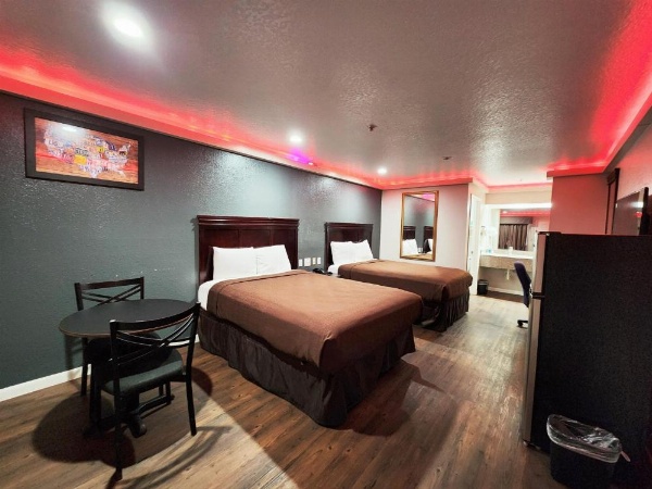 Express Inn Hobby Airport image 32