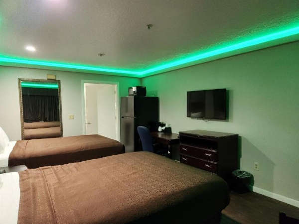 Express Inn Hobby Airport image 34