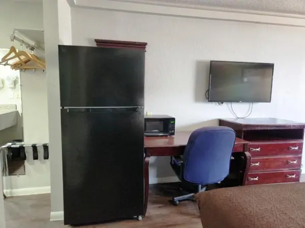 Express Inn Hobby Airport 10