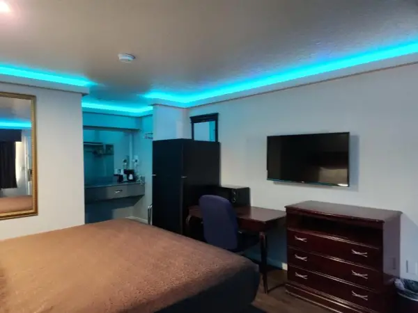 Express Inn Hobby Airport 9